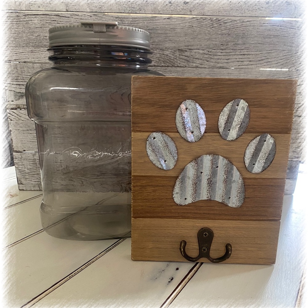 Treats Mason Inspired Plastic Jar and Leash Holder🐶